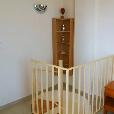 Apartment Green & Ochre